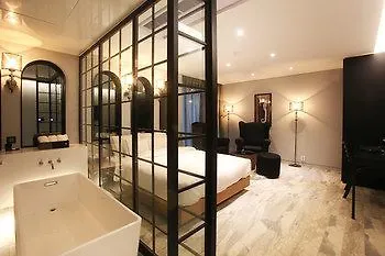 Forestar Hotel Seoul 2*,